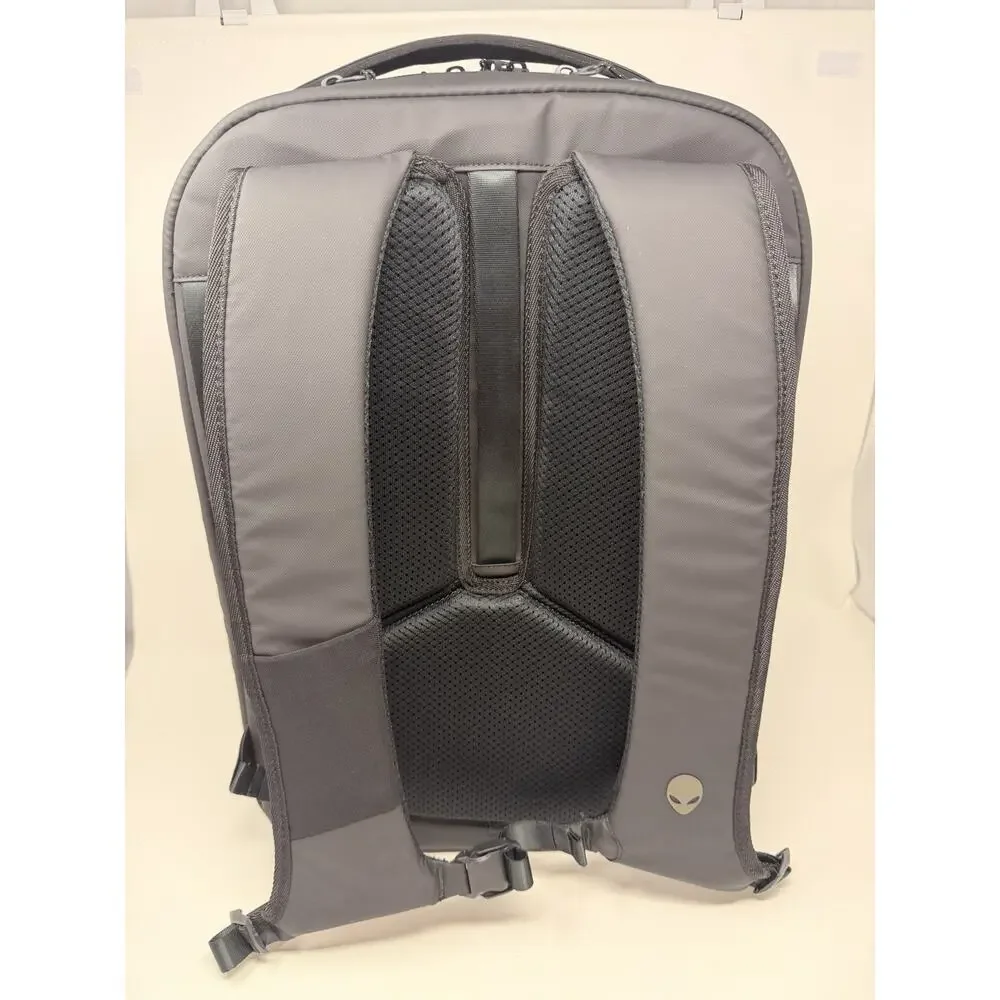 NEW Alienware 18 Gaming Backpack AW7825P DWJ3J